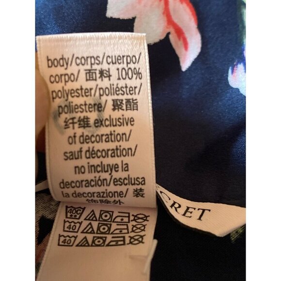 Victoria's Secret Blue Pink Floral Satin One Piece Romper Size Small - Picture 3 of 5